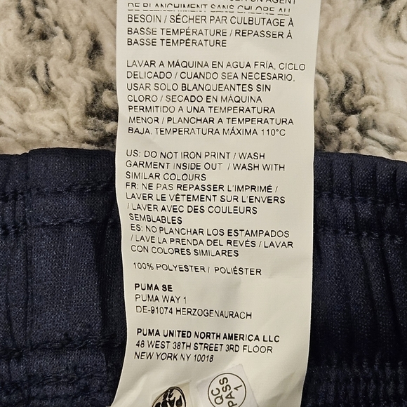 Puma Boys Size Large NWT Dark Blue Soft Fleece Jogger Sweatpants Logo - Picture 7 of 14